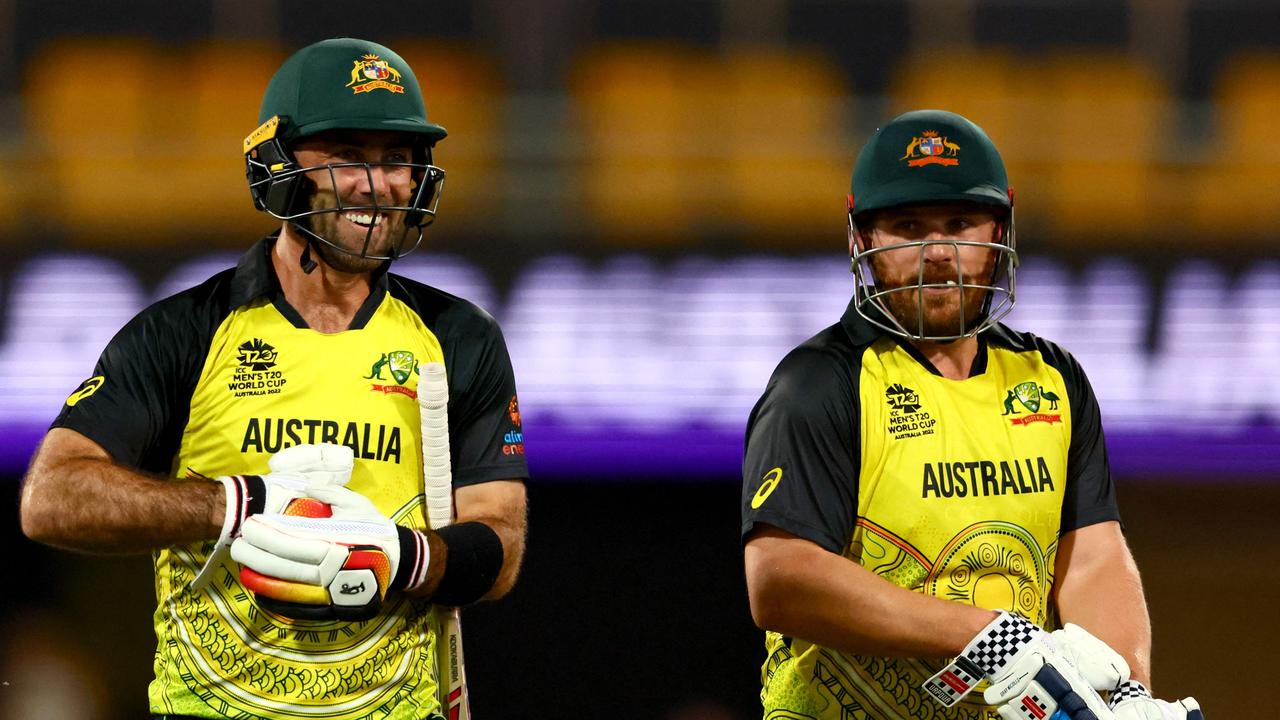 Glenn Maxwell and Aaron Finch during a T20 World Cup match.