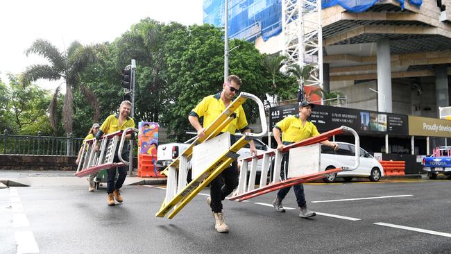 Sub-contractors and tradesmen have been forced to walk off the job as construction companies collapse. Picture: NCA NewsWire / Dan Peled