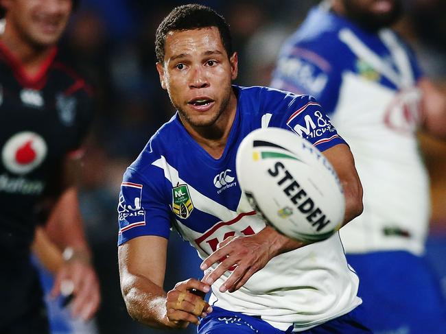 AUCKLAND, NEW ZEALAND - JUNE 23:  Moses Mbye of the Bulldogs in action during the round 16 NRL match between the New Zealand Warriors and the Canterbury Bulldogs at Mt Smart Stadium on June 23, 2017 in Auckland, New Zealand.  (Photo by Anthony Au-Yeung/Getty Images)