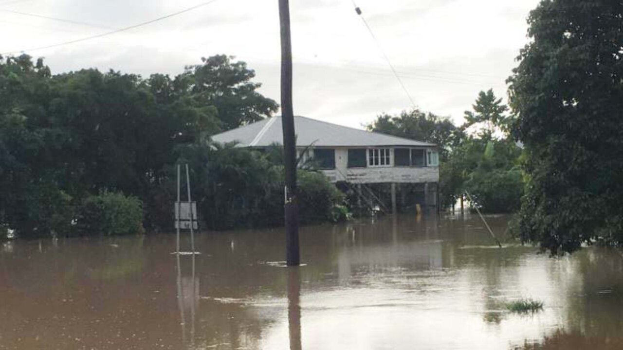 At least 40 people rescued from floodwaters in Cairns during wake of Cyclone Nora