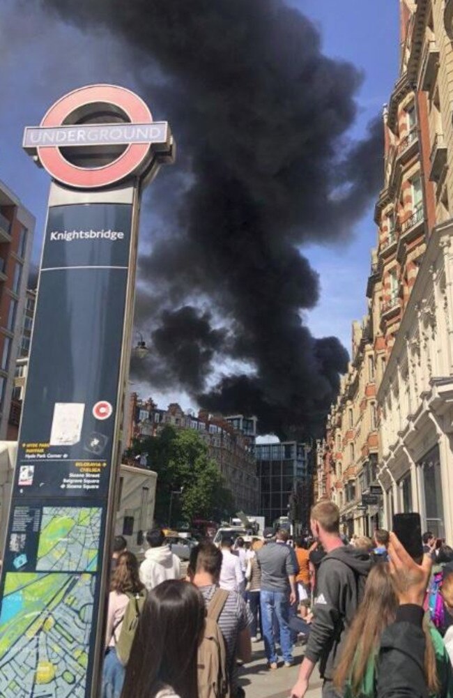 London Hotel Fire: Blaze Rips Through Luxury Knightsbridge Hotel | The ...