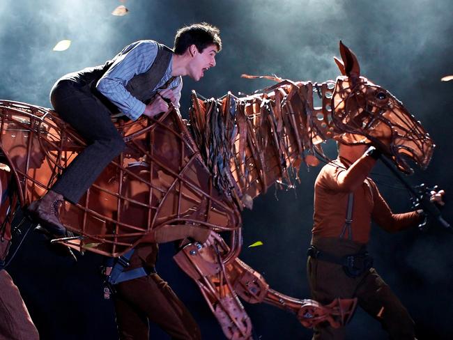 The unforgettable theatrical event, War Horse, returns to Melbourne's Regent Theatre in January.