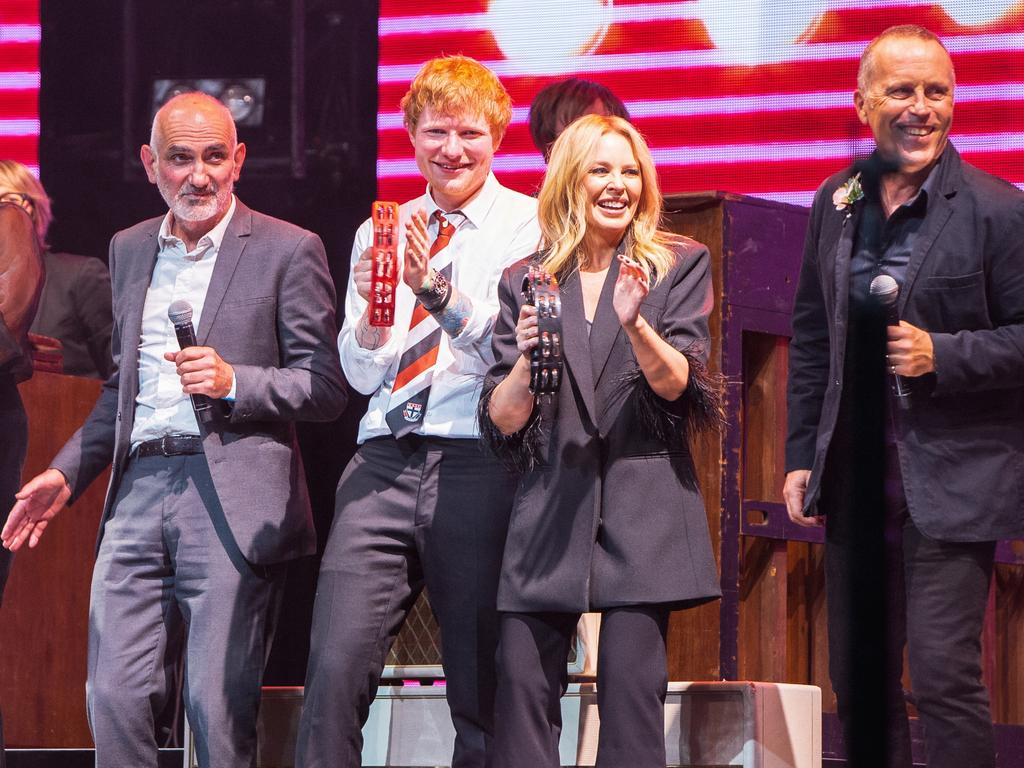 Paul Kelly, Ed Sheeran, Kylie Minogue and Mark Seymour on stage for the encore.