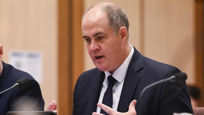 ABC managing director David Anderson was sent a letter by Dick Smith demanding corrections to an RMIT ABC Fact Check report.
