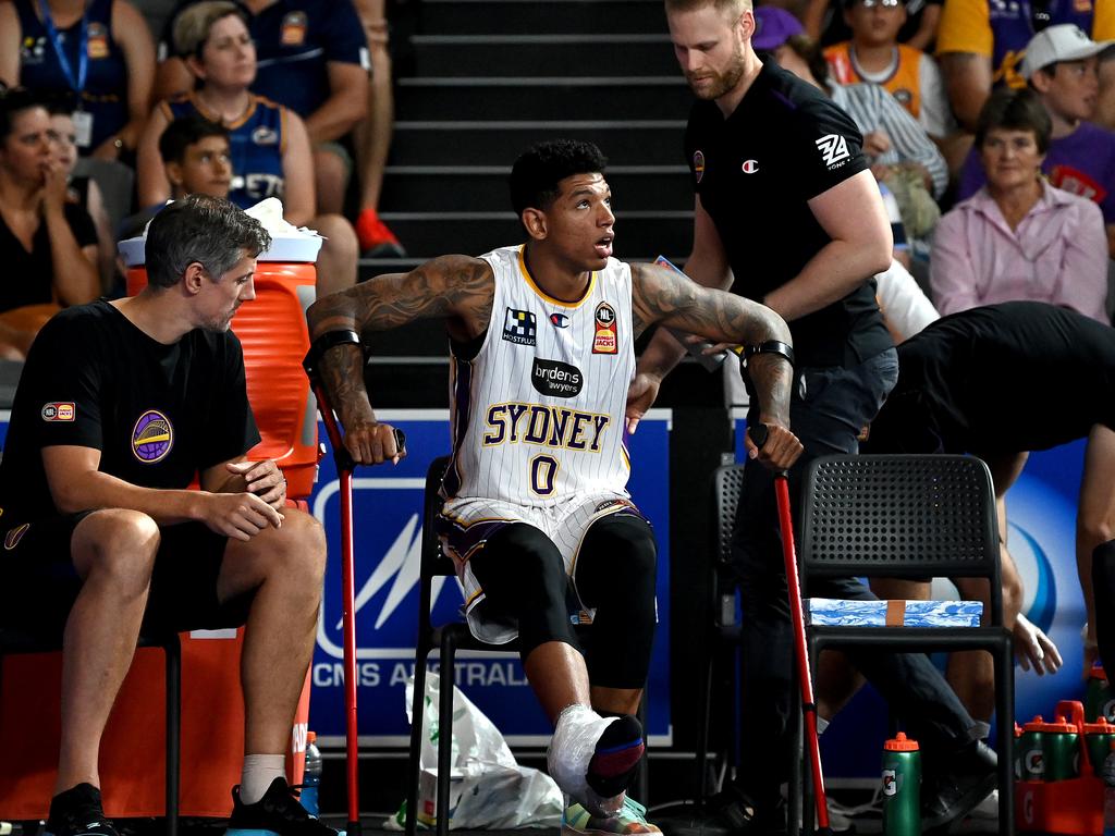 Sydney Kings to confirm championship-winning guard Dexter Kernich-Drew