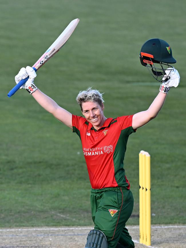 Elyse Villani of the Tigers celebrates scoring a century during the WNCL match between Tasmania and South Australia at Blundstone Arena on March 27, 2022 in Hobart, Australia. (Photo by Steve Bell/Getty Images)