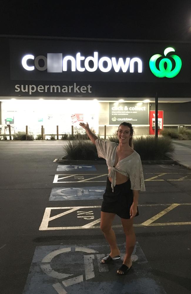 Auckland Airport Countdowns O Goes Missing Resulting In Rude Greeting Au 0000