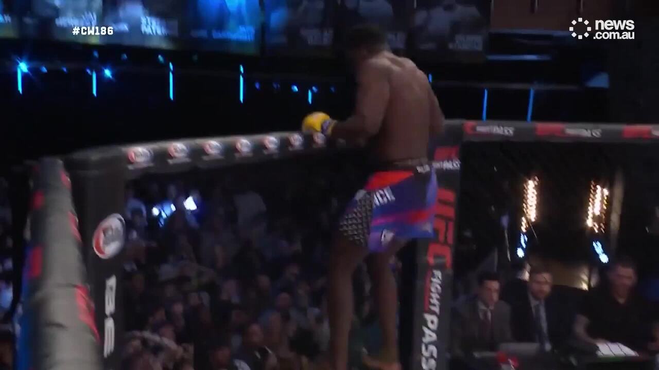 Insane four-second KO stuns MMA world