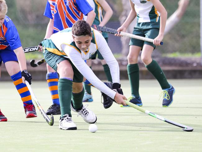 Hockey at the Essendon Hockey Centre this morning. Under 13 Boys Albury Wodonga v East Gippsland.Picture by Wayne Taylor 15th May 2021