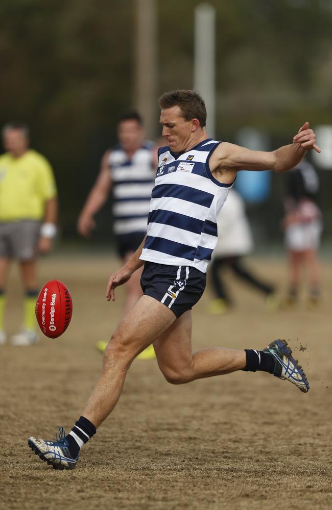 Drew Petrie has a shot at goal during his cameo for Pearcedale. Picture: Valeriu Campan