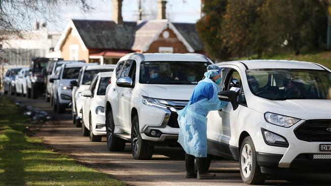 Residents of Orange in the NSW central west wait for a coronavirus test on Wednesday. Picture: Jane Dempster