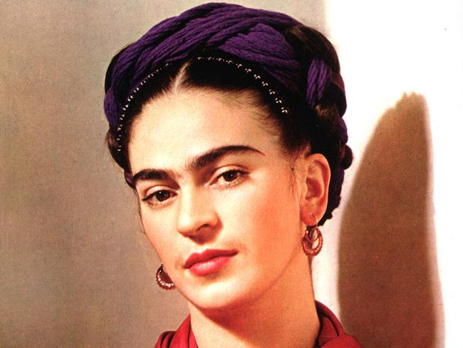 JANUARY, 2003 : Image of Frida Kahlo, from book "America Latina", 01/03.P/