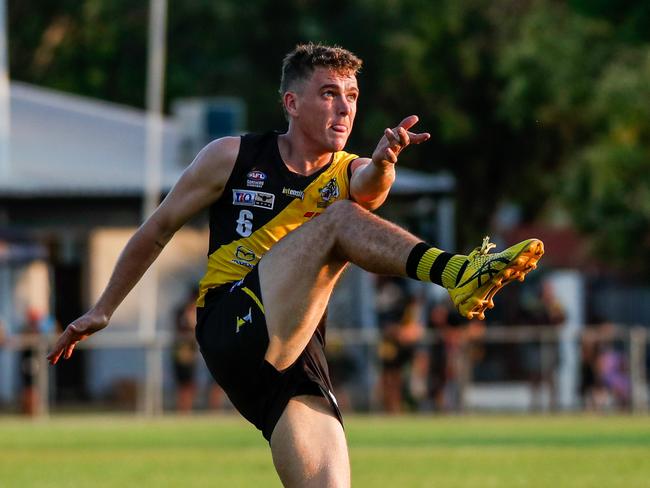 Brett Kennedy of the Nightcliff Tigers in Round 2 of the 2024-25 NTFL season. Picture: Celina Whan / AFLNT Media