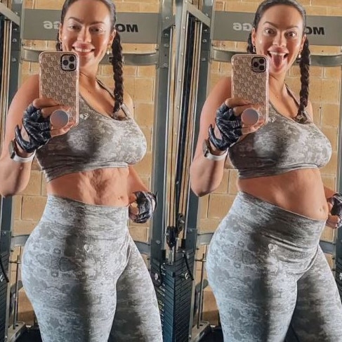 Fitness star Emily Skye shares ‘real’ post-baby body photo with her 12.5 million social media followers. Picture: Instagram/EmilySkye