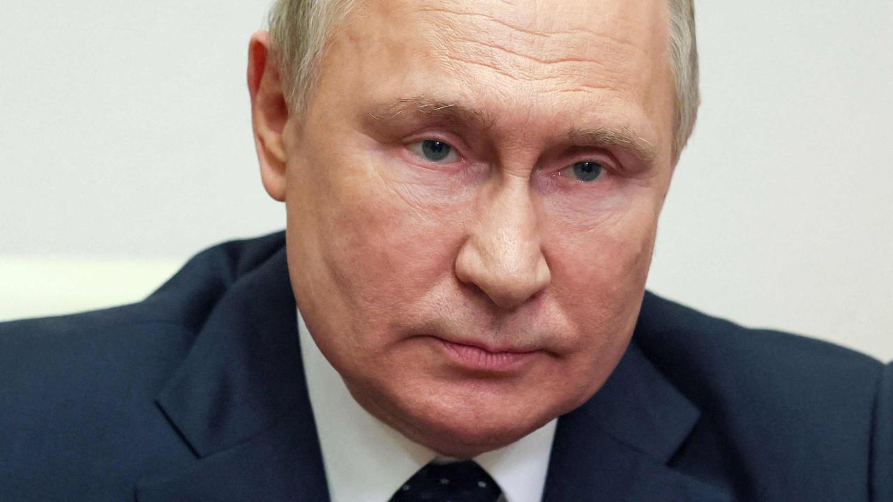 Vladimir Putin health Russian official addresses cancer rumours news