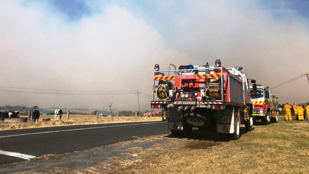 Total fire ban for Sydney, NSW Illawarra and Hunter as two emergency warnings declared