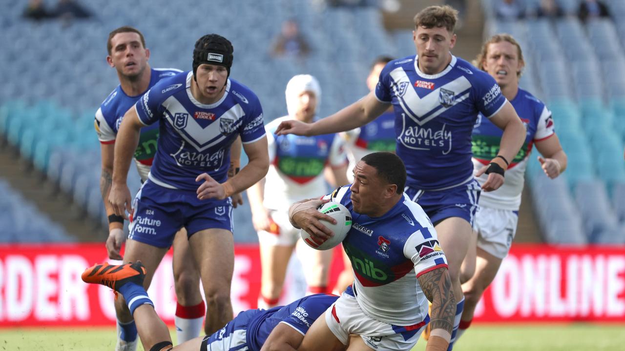 NRL 2023 Bulldogs vs Knights, Bulldogs fans booing, Phil Gould