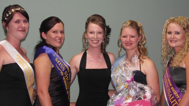 2010 Mundubbera Showgirl Jeanice Swann (centre) with this year's entrants. On her left are 2011 Miss Showgirl Amanda Christensen and Miss Congeniality Chloe Free. On her right are Miss Showgirl runner-up Alicia Barbour and Miss Personality Kimberley Benham. Photo Sue Harris / Central &amp; North Burnett Times