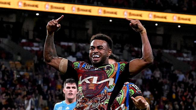 Ezra Mam celebrates his maiden NRL try. Photo by Bradley Kanaris/Getty Images