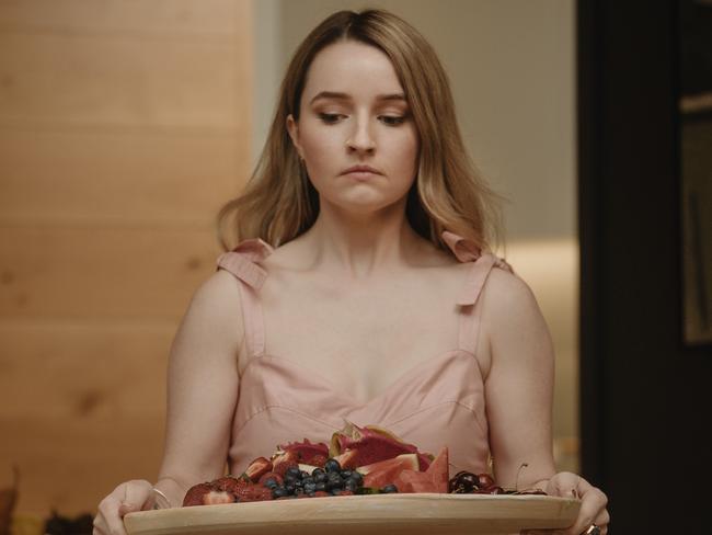 Kaitlyn Dever nails the Aussie accent playing Belle Gibson in Apple Cider Vinegar. Picture: Netflix © 2024