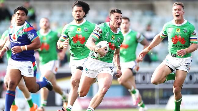 Raiders fullback Charnze Nicoll-Klokstad makes a break against the Warriors at GIO Stadium in Canberra