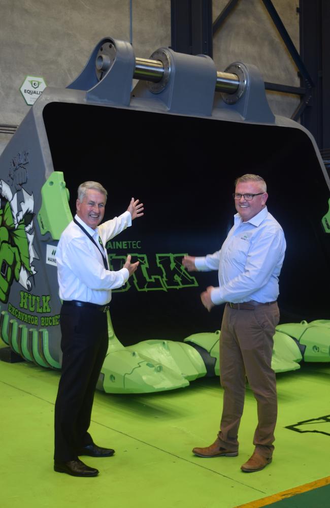 LAUNCH: Mackay Mayor Greg Williamson and Mainetec managing director Brett Hampson unveil the Hulk excavator bucket