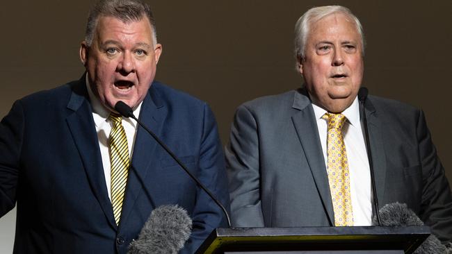 Clive Palmer and Craig Kelly are trying to con Australian voters with ‘lunatic stuff’ presented as serious policy says Steve Price. Picture: Brad Fleet