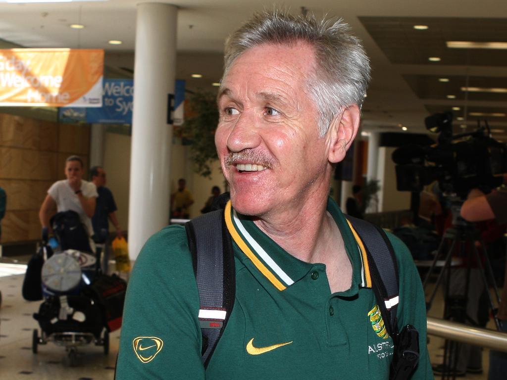 Former Matildas coach Tom Sermanni is returning for an interim stint.