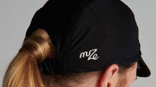 Women’s cycling hat which suits ponytails.