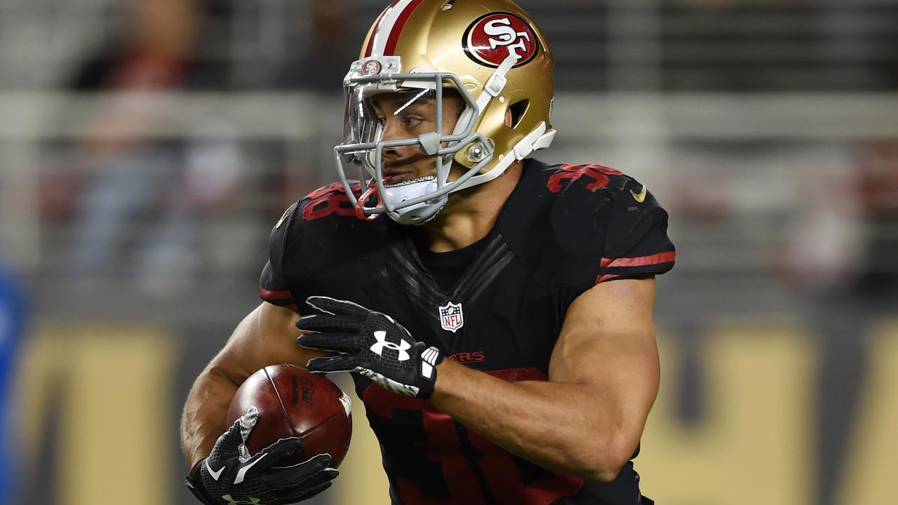 Jarryd Hayne's first NFL play went as poorly as possible 