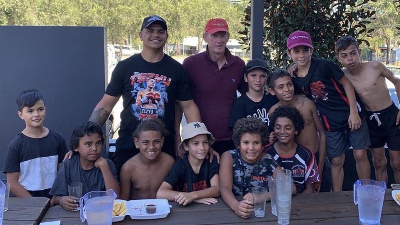 South Sydney coach Wayne Bennett (centre) visits Taree with Rabbitohs local hero Latrell Mitchell to meet some local kids.