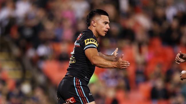 Soni Luke celebrates the try. Photo by Mark Kolbe/Getty Images