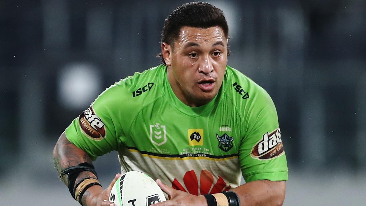 The Raiders are set to extend the contract of fan favourite Josh Papalii. (AAP Image/Brendon Thorne).