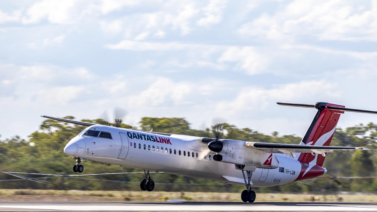 Roma and Charleville won’t lose out as Qantas makes major changes to fit the minimum domestic network; it will still run two services a week to the southwest.