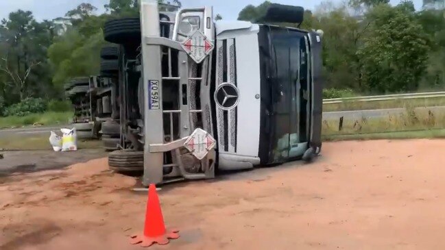 Truck rollover on Pacific Highway