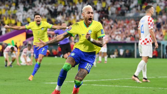 Neymar scores for Brazil at the 2022 World Cup. Photo by Justin Setterfield/Getty Images.