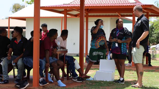 The asylum-seekers being spoken to by border force officers. Picture: Bardi and Jawi Aboriginal Corporation