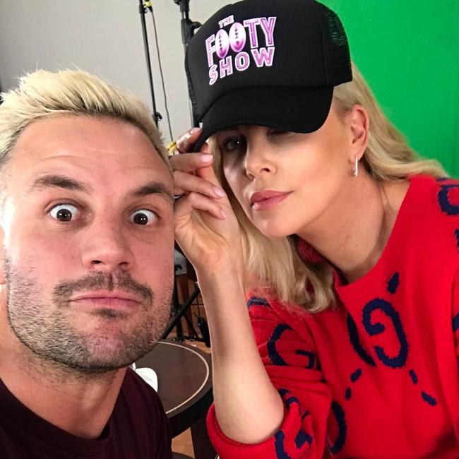Beau Ryan snaps a selfie with actress Charlize Theron!!! 