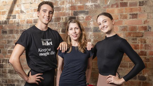 ‘Backseat full of costumes’: Qld Ballet on regional tour