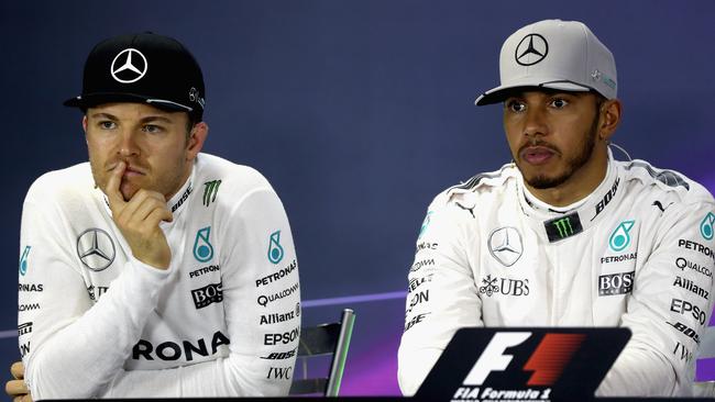 The points scenarios that will deliver either Nico Rosberg or Lewis Hamilton the 2016 F1 title.