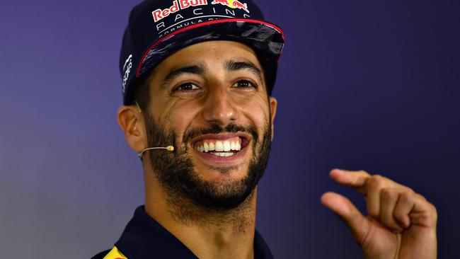 F1 British Grand Prix 2017: Daniel Ricciardo dishes on ‘dirty tush ...