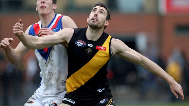 Sam Gilmore in action for Heidelberg.