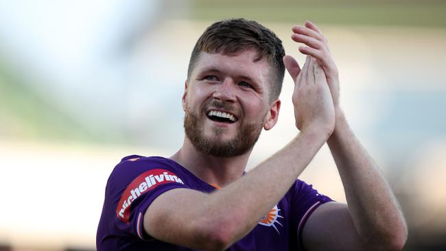 Alex Grant of Perth Glory claps the fans after the Round 14 A-League match between Perth Glory and Adelaide United at HBF Park in Perth, Saturday, January 11, 2020. (AAP Image/Gary Day) NO ARCHIVING, EDITORIAL USE ONLY