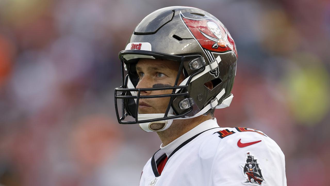 Brady flops against Saints in Bucs' debut