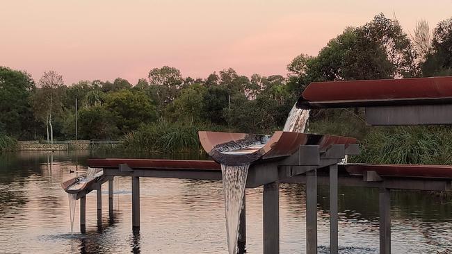 Sydney Park, Alexandria. Taken with the Oppo Find X2 Pro.