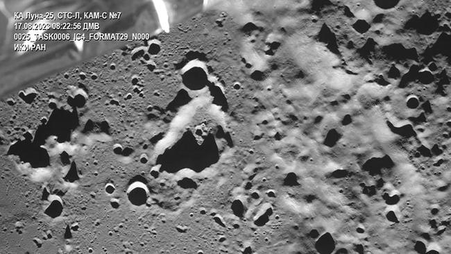 This handout photograph taken by the Luna-25 rover (Moon-25) and released by Russian Space Agency Roscosmos on August 17, 2023, shows the Zeeman lunar impact crater on the far side of the Moon. (Photo by Handout / Russian Space Agency Roscosmos / AFP) / RESTRICTED TO EDITORIAL USE - MANDATORY CREDIT "AFP PHOTO / HO/Russian Space Agency Roscosmos " - NO MARKETING NO ADVERTISING CAMPAIGNS - DISTRIBUTED AS A SERVICE TO CLIENTS