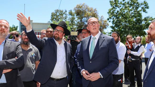 Opposition Leader Peter Dutton visits the Adass Israel Synagogue in Melbourne, where he met members of the local Jewish Community. Picture: Brendan Beckett / NewsWire