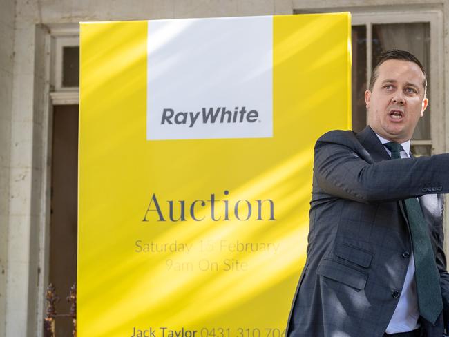 The Daily Telegraph Saturday 15 February 2025Hot Auction - Woollahra Auctioneer Mitch Dansey successfully sells property 14 Rush st Woollahra. Picture Thomas Lisson