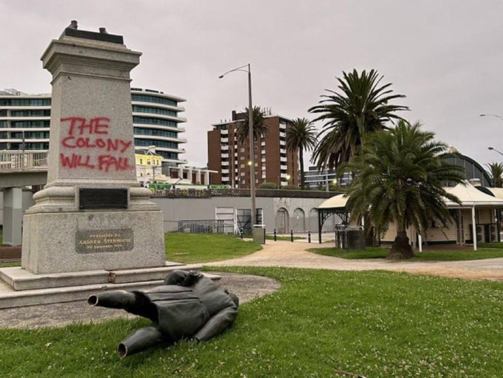 Captain Cook statue in St Kilda to be reinstated | NT News