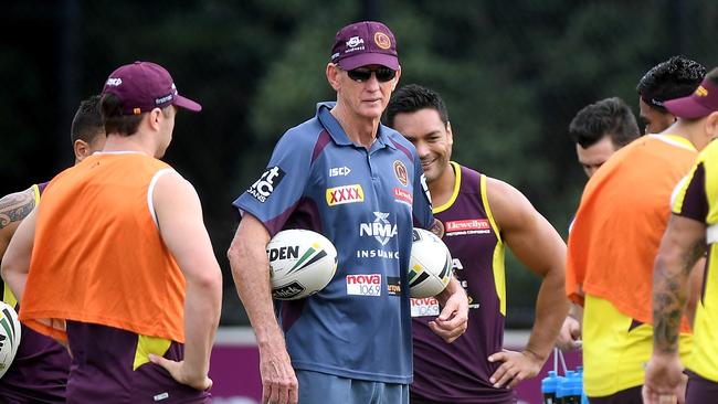 Wayne Bennett talks to his players during Brisbane Broncos training. Picture: Bradley Kanaris/Getty Images